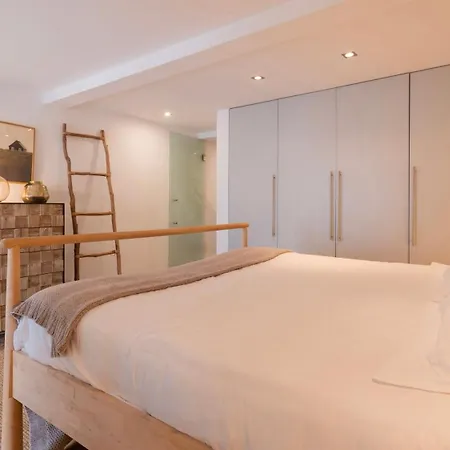 1bdr With Terrace In Alfama Centre By Lovelystay Apartman