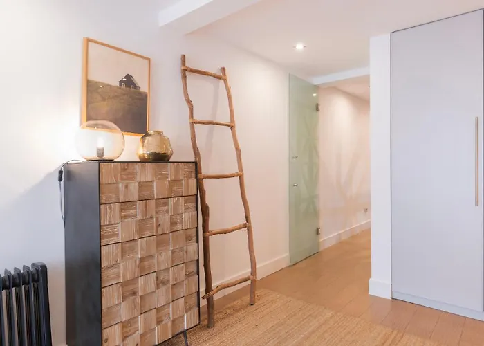 1bdr With Terrace In Alfama Centre By Lovelystay