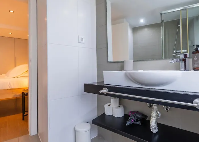 شقة 1bdr With Terrace In Alfama Centre By Lovelystay *