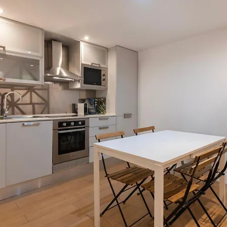 아파트 1bdr With Terrace In Alfama Centre By Lovelystay