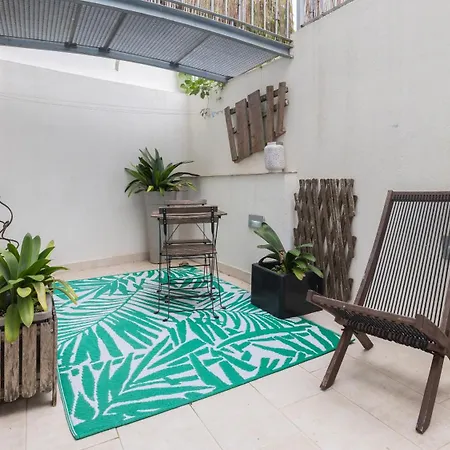 아파트 1bdr With Terrace In Alfama Centre By Lovelystay 리스본